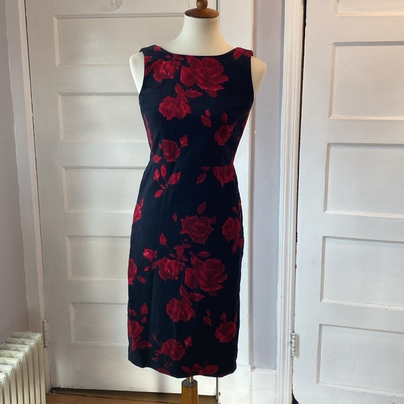 Talbots Black and Red Floral Velvet Dress, Size 4P - Picture 13 of 15